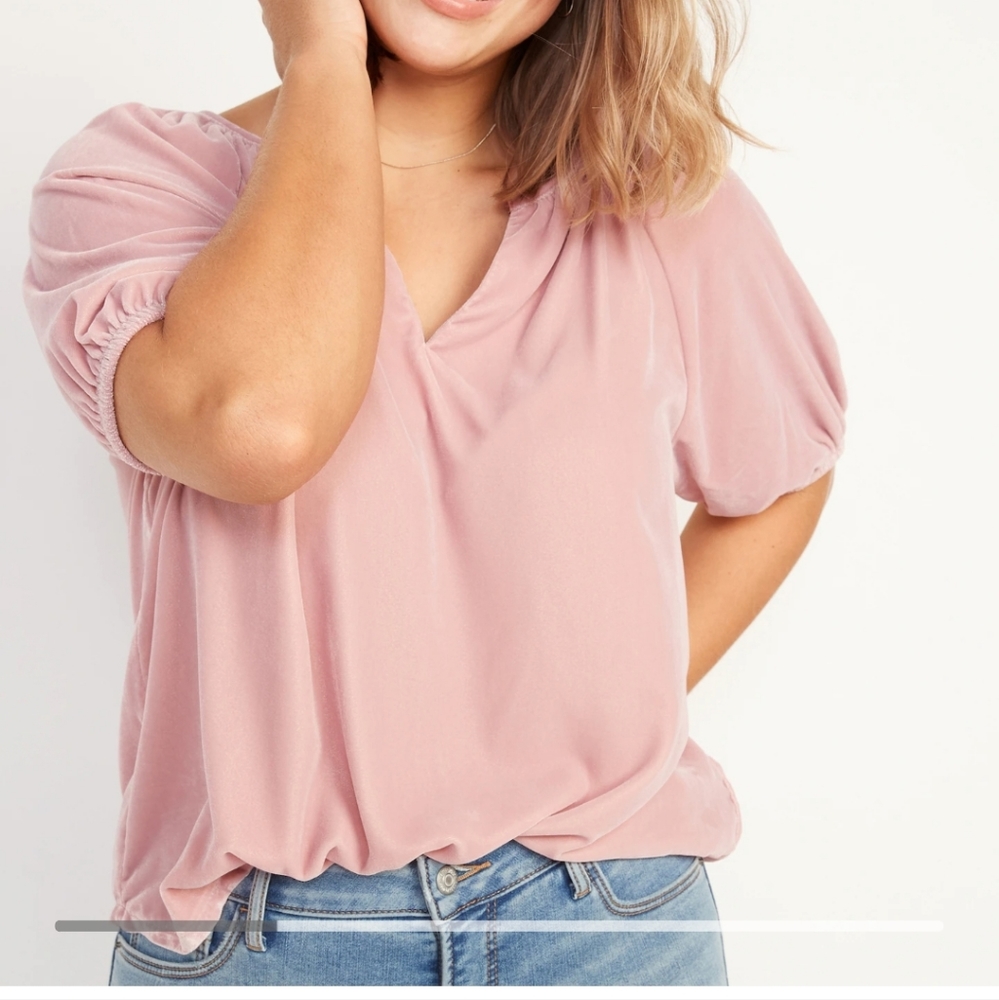 EUC Old Navy Pink Elbow-Sleeve Split-Neck Velvet Swing Blouse